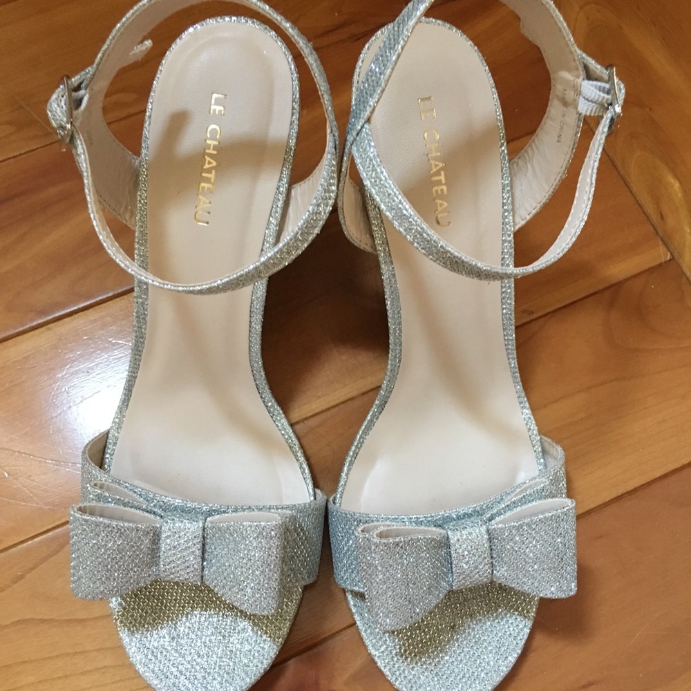 Le Chateau size 8 sparkles